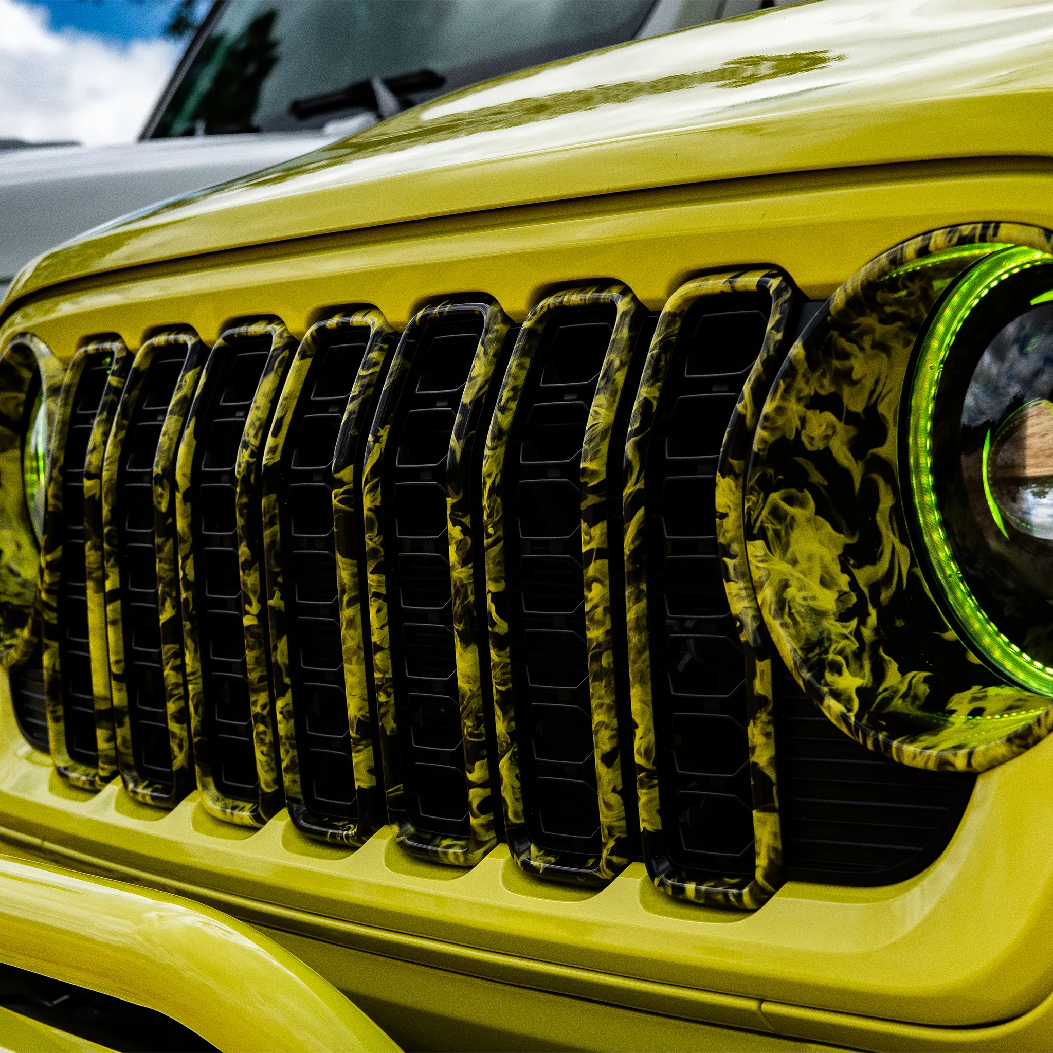 Updated Aftermarket 2024+ Hydrographic Grille (Fits JL/JT 2018-2026) - Image 3