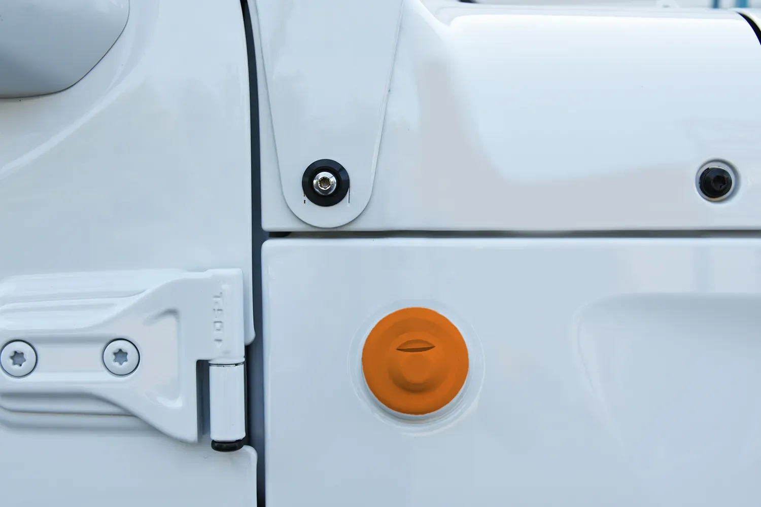Distinction® Painted Antenna Cap (Fits JL/JT/JK)