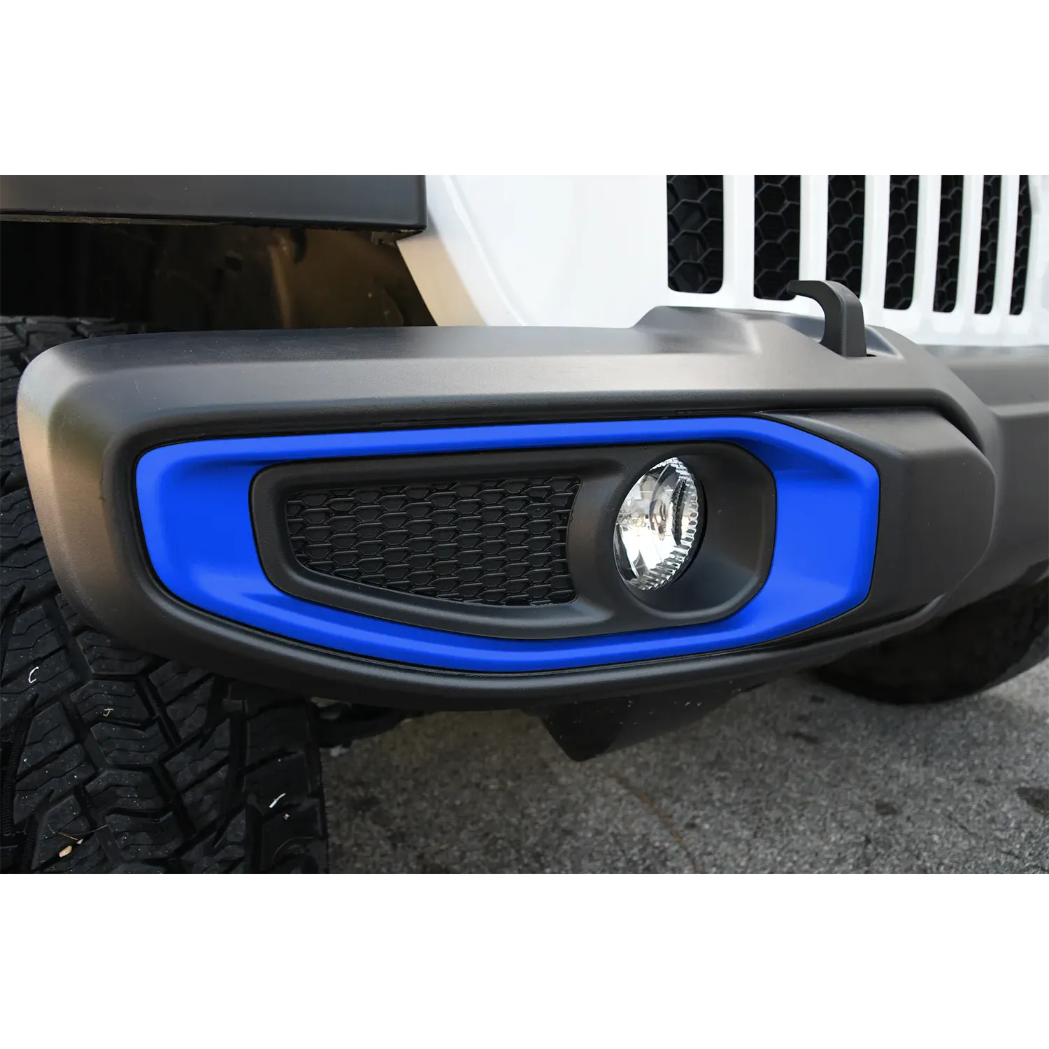 Fog Trim Light Surround (Fits JL/JT)
