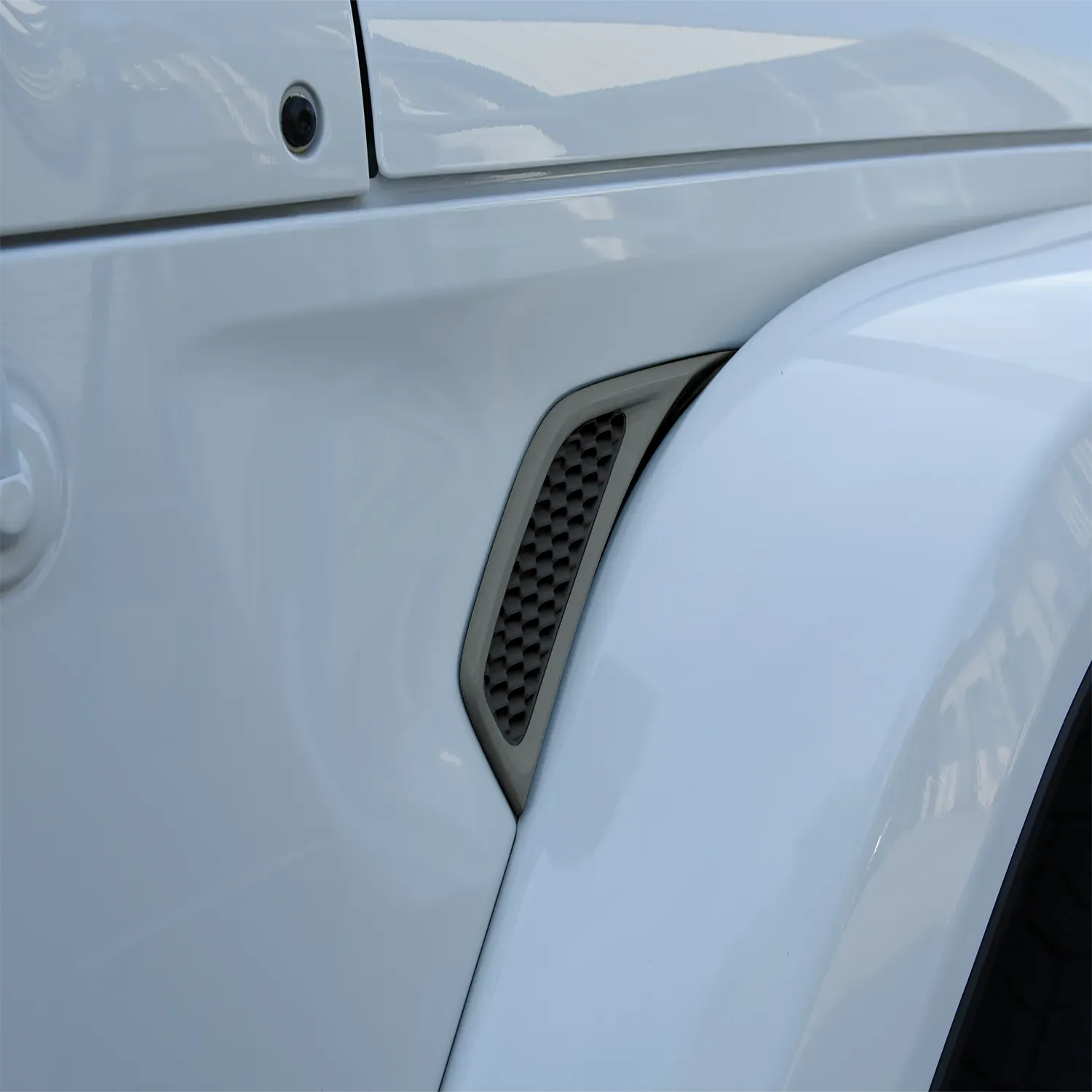Fender Vents Single or Two-Tone Painted (Fits JL/JT)