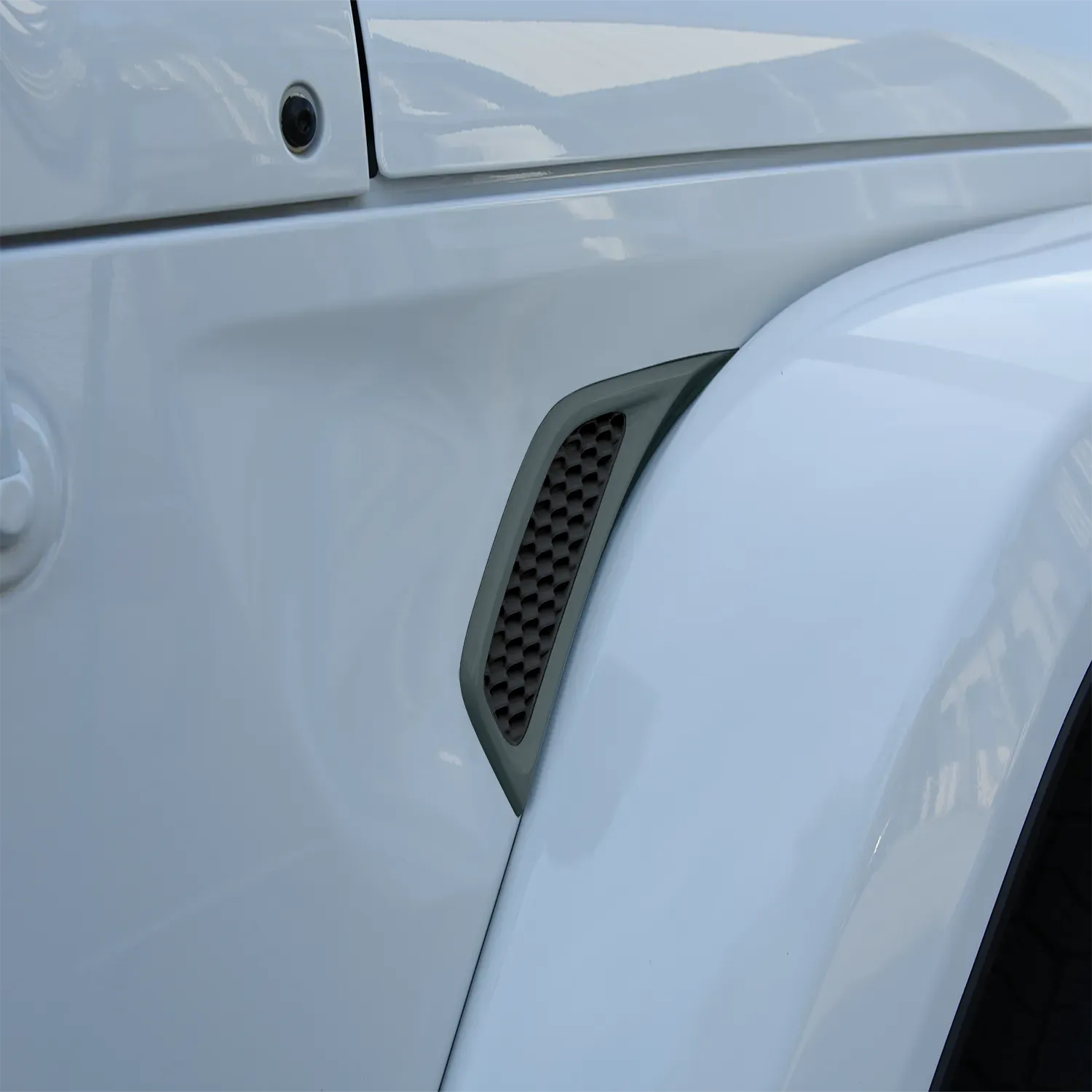 Distinction® Fender Vents Hydrographics JL/JT