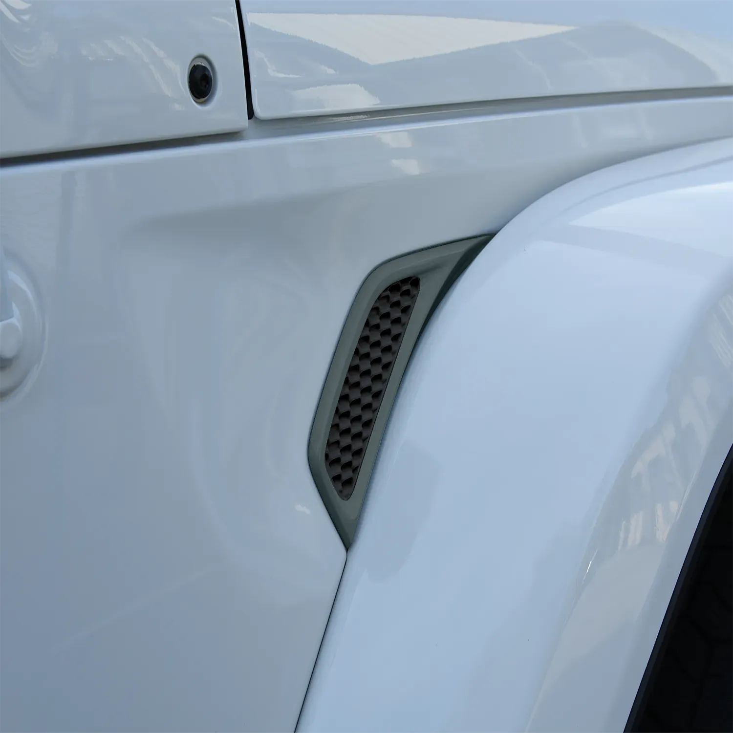 Fender Vents Single or Two-Tone Painted (Fits JL/JT)