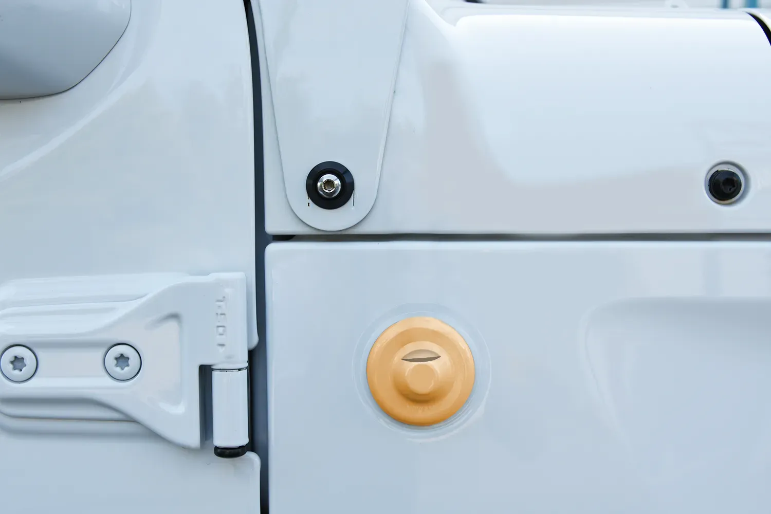 Distinction® Painted Antenna Cap (Fits JL/JT/JK)