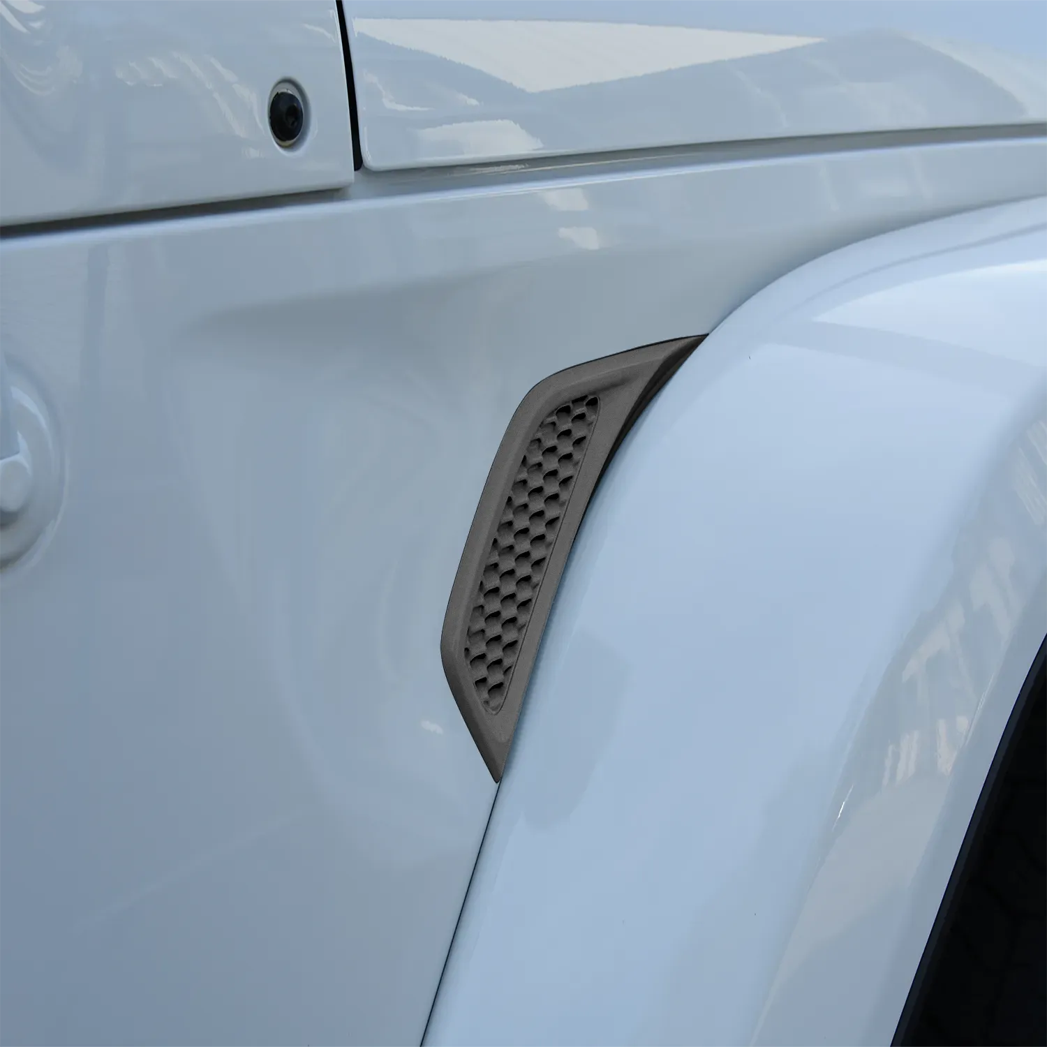 Distinction® Fender Vents Hydrographics JL/JT