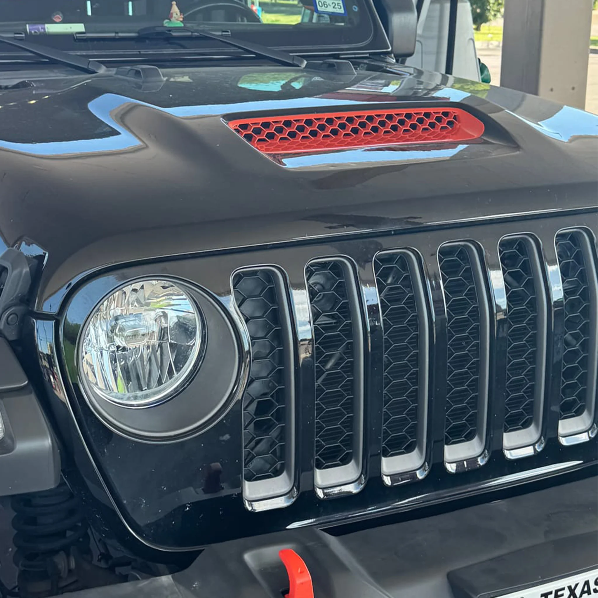 Hood Vent (Fits JT Mojave)