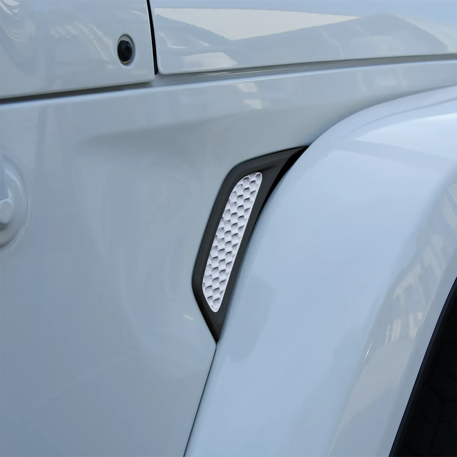 Fender Vents Single or Two-Tone Painted (Fits JL/JT)