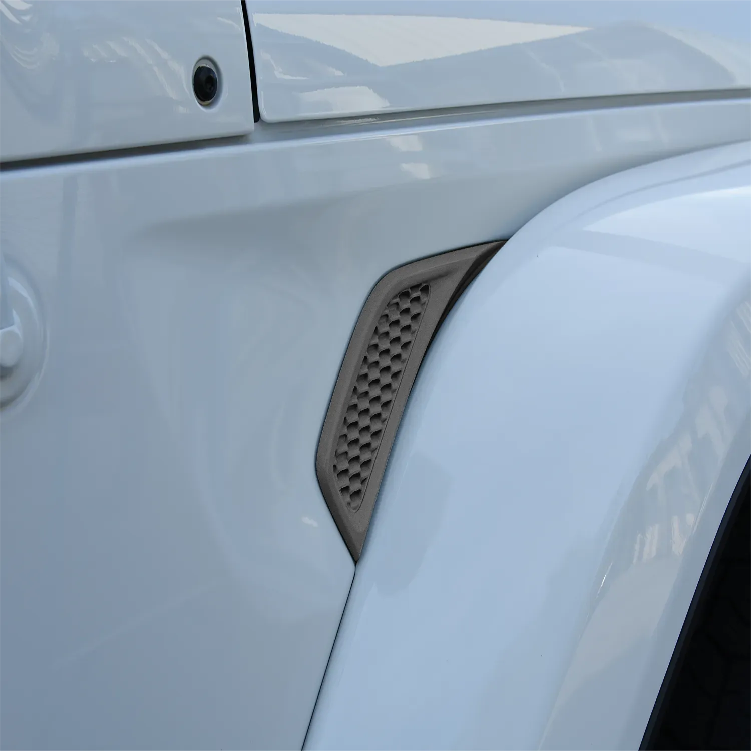 Fender Vents Single or Two-Tone Painted (Fits JL/JT)